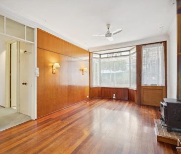 “Walk To School!” - Photo 1