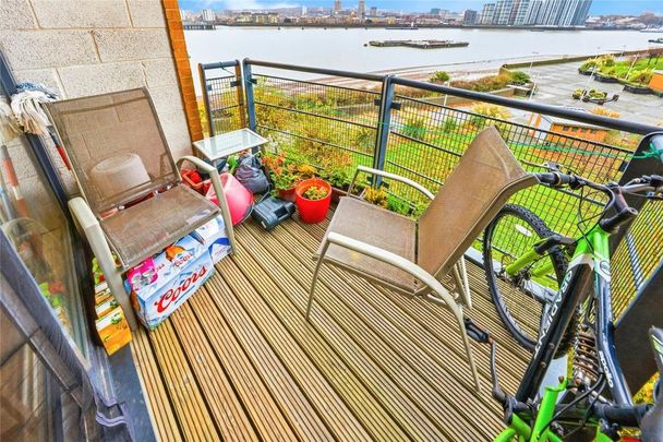 2 bedroom house to rent - Photo 1