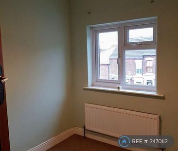 3 bedroom semi-detached house to rent - Photo 6