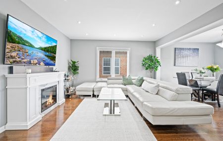 For Lease - 240 Mortimer Crescent, Milton, Ontario - Photo 3