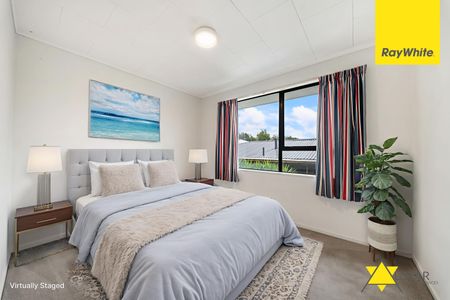 Charming Family Home in a Convenient New Lynn Location - Photo 2