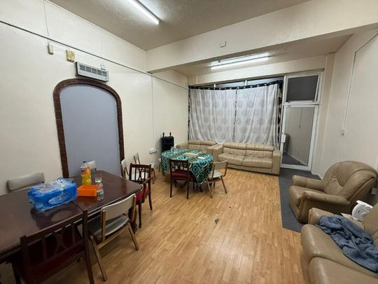 1 bedroom property to rent - Photo 1