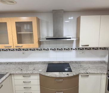 Piso de alquiler en Calle Torrevejenses Ausentes, 2, Centro - Muell... - Photo 3