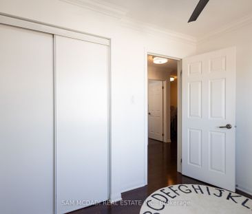 Townhouse For Lease | W8133438 - Photo 4