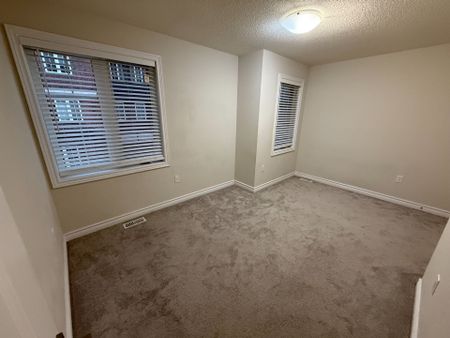 For Lease - 445 Ontario Street Unit# 108, Milton, Ontario - Photo 4