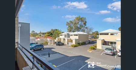 Modern Living in the Heart of Mandurah - Photo 2