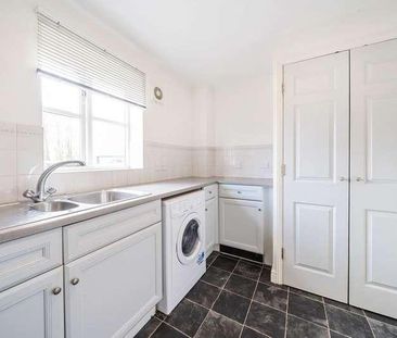 Slough, Berkshire, SL1 - Photo 4