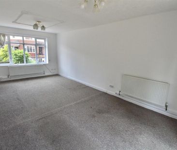2 bedroom end of terrace house to rent - Photo 3