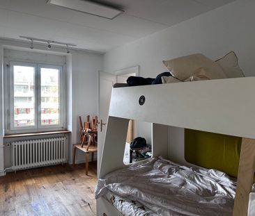 Modernes Wohnen in Zürich: Geräumige 4.5-Zimmerwohnung - Foto 2