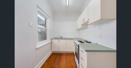 Prime Cooks Hill Living - Photo 5