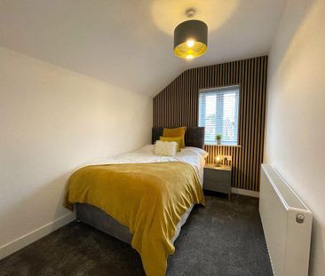 1 bedroom in a house share to rent - Photo 3