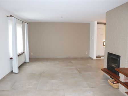 Instapklare woning met lift, 3 SLK, garage, tuin en zwembad - Foto 5