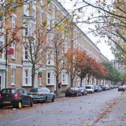 Corfield Street, Bethnal Green, E2 - Photo 1