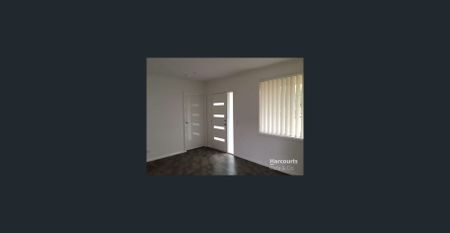 Charming 2-Bedroom Home in Lalor - Photo 2