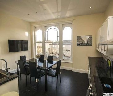 Commercial Street, Camborne, Cornwall, TR14 - Photo 1