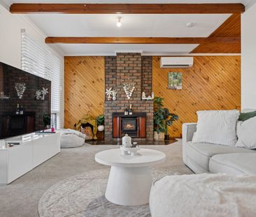 Convenient Well-Maintained Family Home - Photo 1