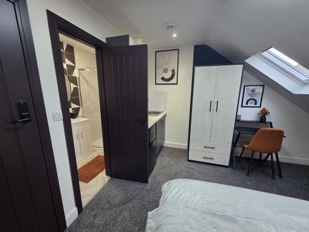 Studio to rent - Photo 2