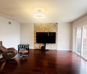 For Lease - 87 Mack Clement Lane, Richmond Hill, Ontario - Photo 5