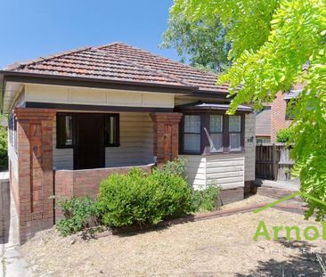 Classic 4 Bedroom Waratah cottage - Photo 6