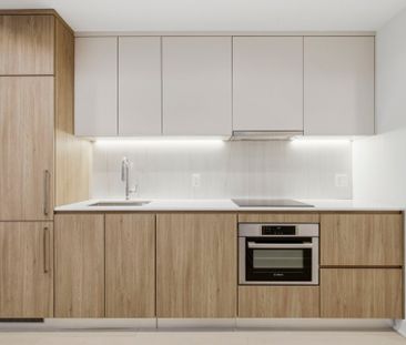 1518 Rue Sherbrooke O., Montréal (Ville-Marie), QC H3G - Photo 1