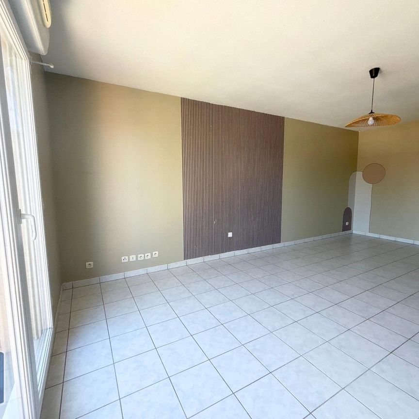 Location Appartement 2 pièces 47m² LOUVROIL 59720 - Photo 1