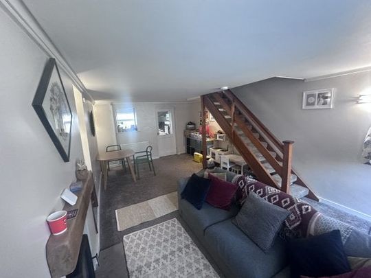 Gower Road, Swansea, SA2 - Photo 1