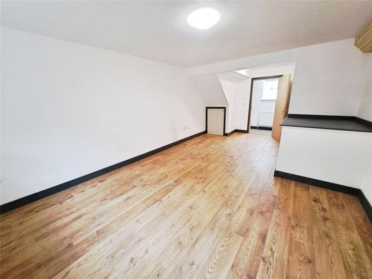 2 bedroom house to rent - Photo 1