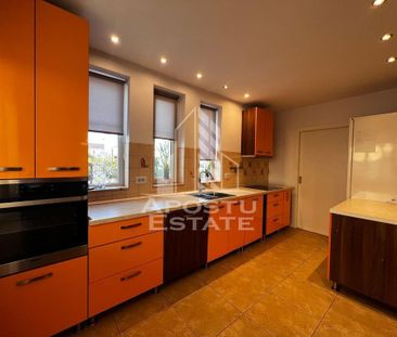 Casa individuala, 3 locuri de parcare, pet-friendly, Dumb... - Fotografie 4