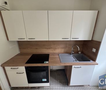 Location Appartement 5 pièces 93m² - Photo 4