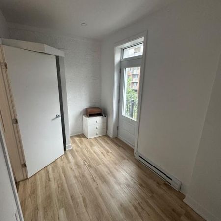 5½ à louer — Hochelaga-Maisonneuve, 10 min de marche du métro Préfontaine — 2 195$/mois, tous animaux acceptés - Photo 4