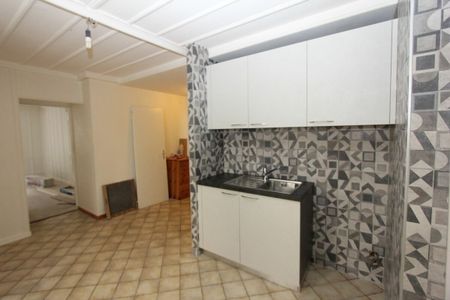 Appartement de 2.5 pièces au rez-de-chaussée - Photo 5