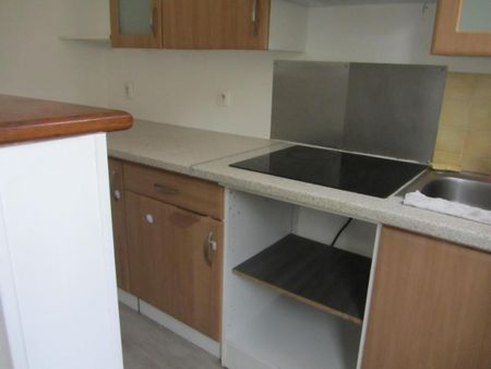 Location Appartement 52m² BORT LES ORGUES 19110 - Photo 3