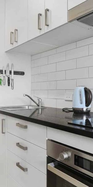 INNER CITY BEAUTY - Photo 1