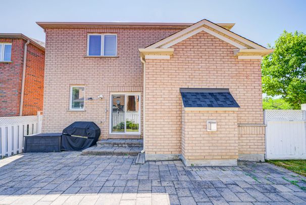 For Lease - 35 Ridgecrest Road, Markham, Ontario - Photo 1