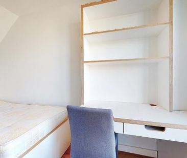 1 bedroom in a flat share to rent - Photo 1