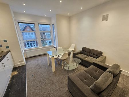 Greenhill Road, Harlesden, NW10 8UD, London - Photo 2