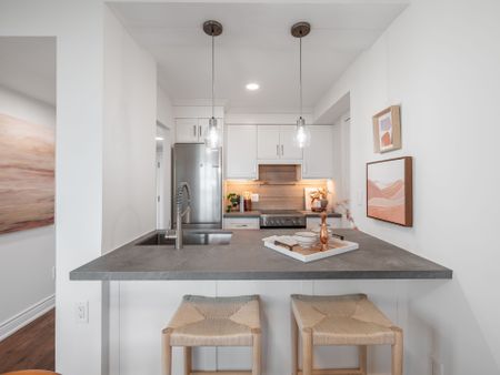 For Lease - 409 Bloor Street Unit# 903, Toronto, Ontario - Photo 4