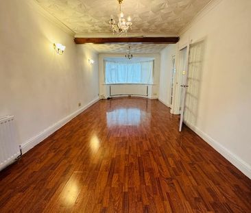 3 Bed Terraced House, Minehead Road, HA2 - Photo 3