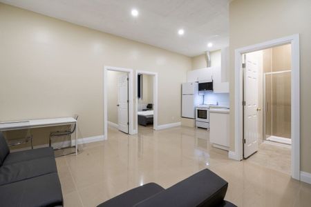 For Lease - 3753 Lake Shore Boulevard Unit# Unit 7, Toronto, Ontario - Photo 2