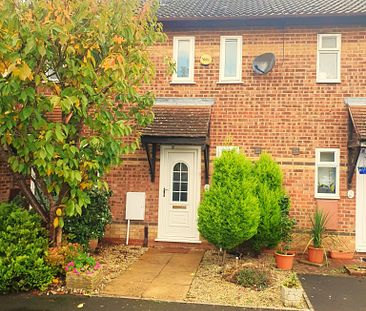 A well-proportioned one bedroom ‘Chase’ style house with private garden and 2 allocated parking spaces to let in Southwold, Near Bicester - Photo 1