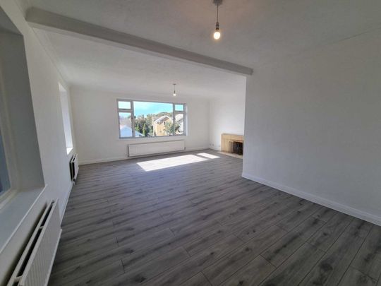 Downside, Hove - Photo 1