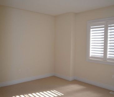 For Lease - 43 Merrickville Way, Brampton, Ontario - Photo 4