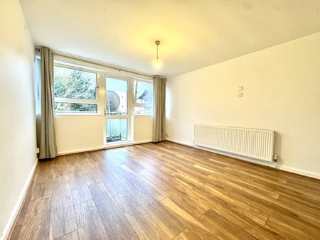 Yates Court, Cricklewood / Willesden Green, NW2 5RH - Photo 2