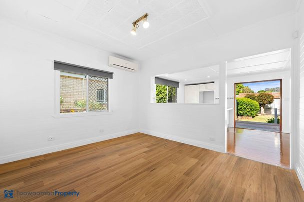 126 Stuart Street, 4350, Mount Lofty Qld - Photo 1