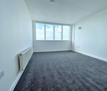 3 bedroom apartment to rent - Photo 5