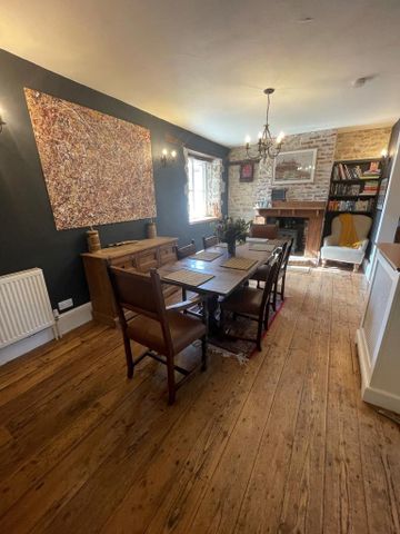4 bedroom semi-detached house to rent - Photo 5