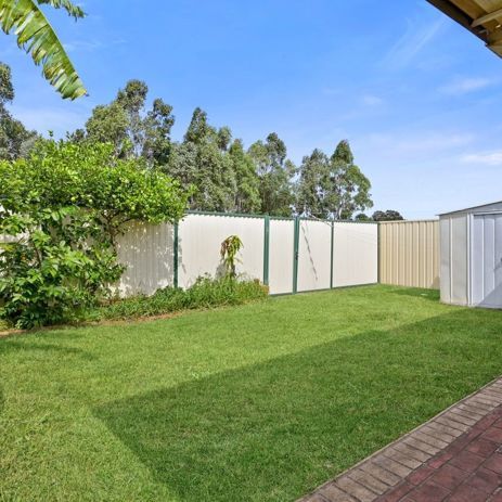 COMFORT, SPACE & CONVENIENCE IN A PRIME LOCATION !!! - Photo 1