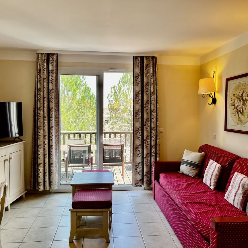 Location Maison 3 pièces 45m² MALLEMORT 13370 - Photo 1