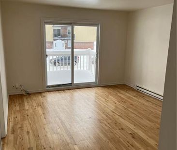 🏡 5 ½ complètement rénové à louer – Saint-Jérôme - Photo 3