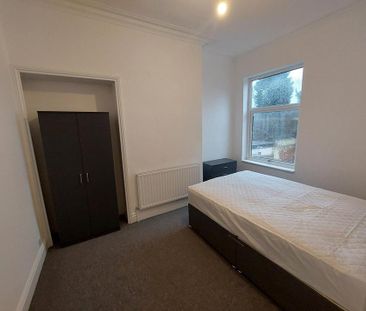 1 bedroom house of multiple occupation to rent - Photo 5